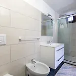 Flora Sea View Holiday home Punta de su Torrione