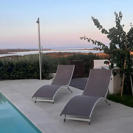 Flora Sea View Holiday home *