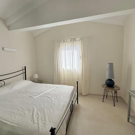 Flora Sea View Holiday home *