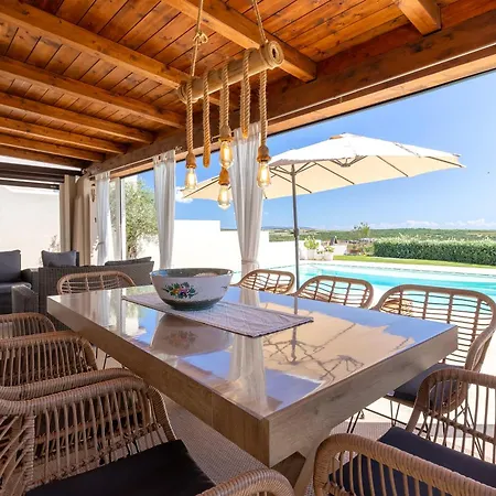 Nyaraló Flora Sea View